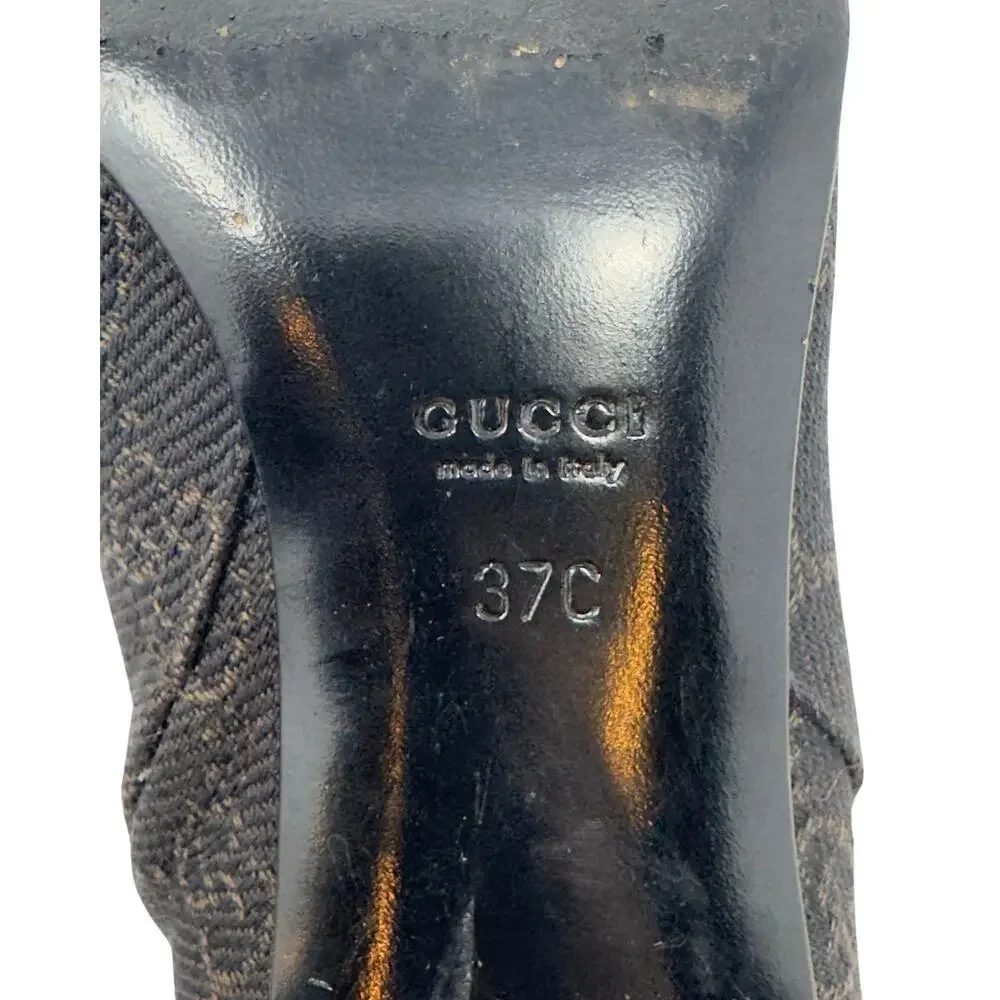 Gucci Boots GG Logo Monogram Supreme Chocolate Brown Leather Ankle Booties EU 37